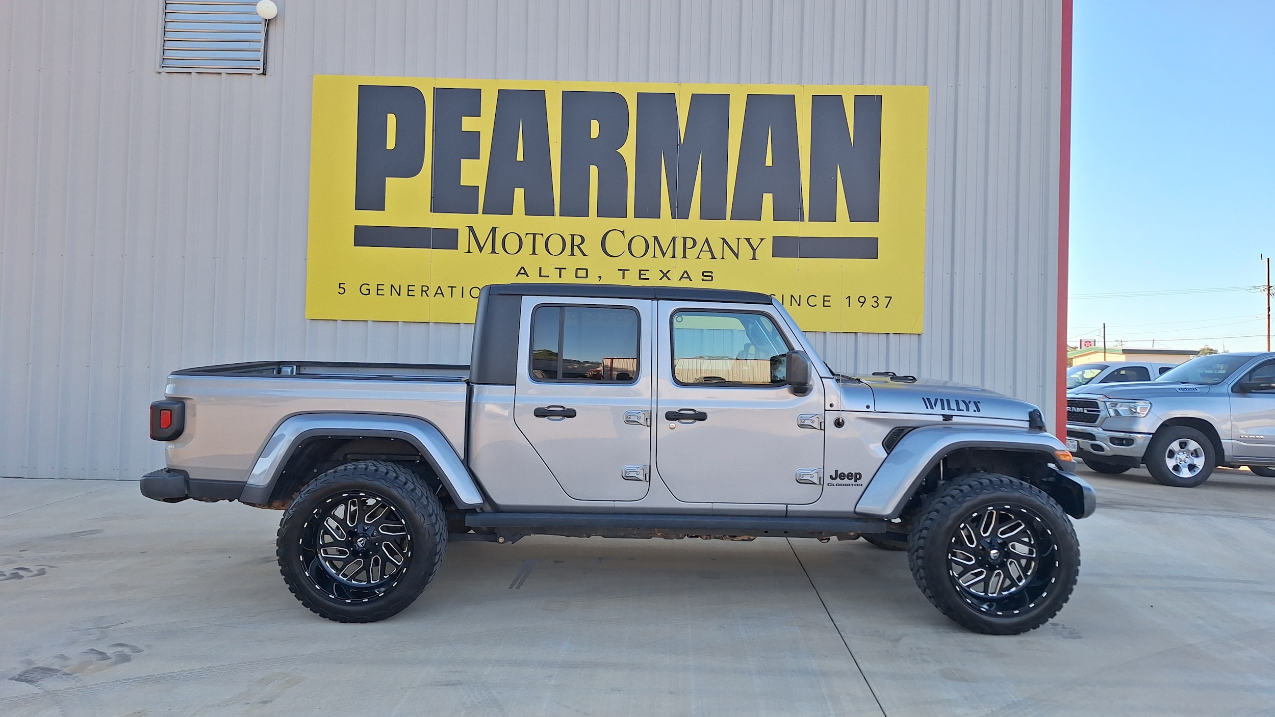 2021 Jeep Gladiator WILLYS