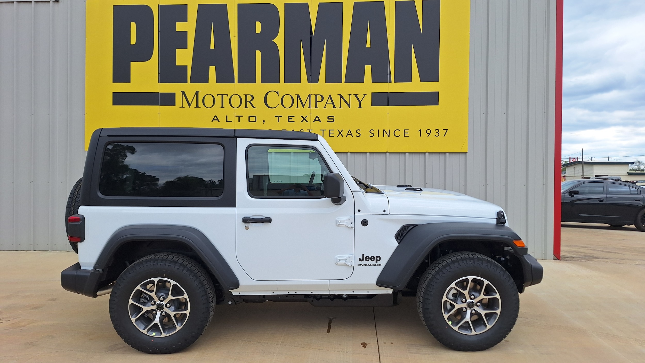 2026 Jeep Wrangler Sport S's photo