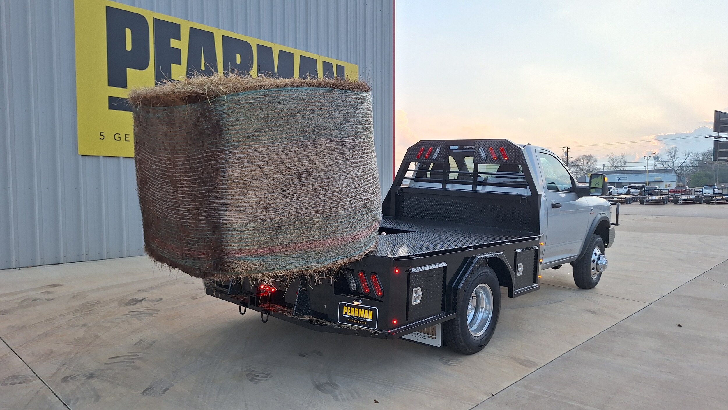 2026 RAM 3500 Chassis Tradesman - Photo 7