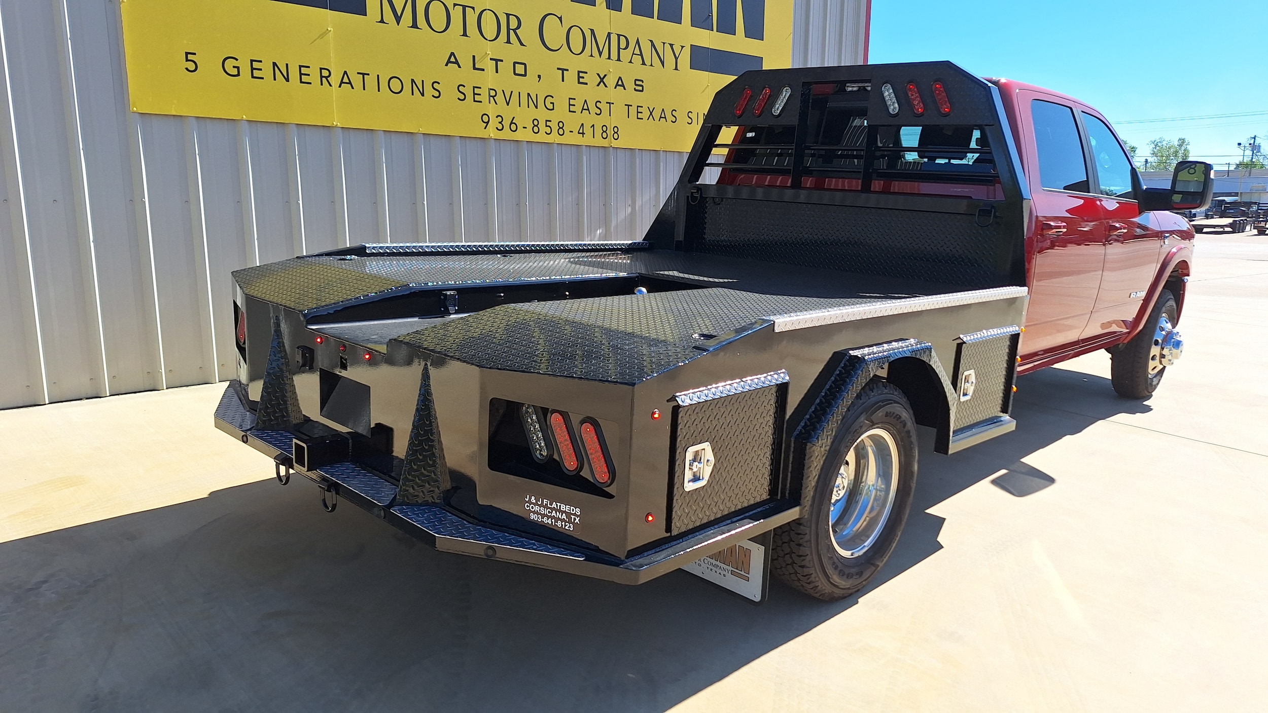 2026 RAM 3500 Chassis Big Horn - Photo 10