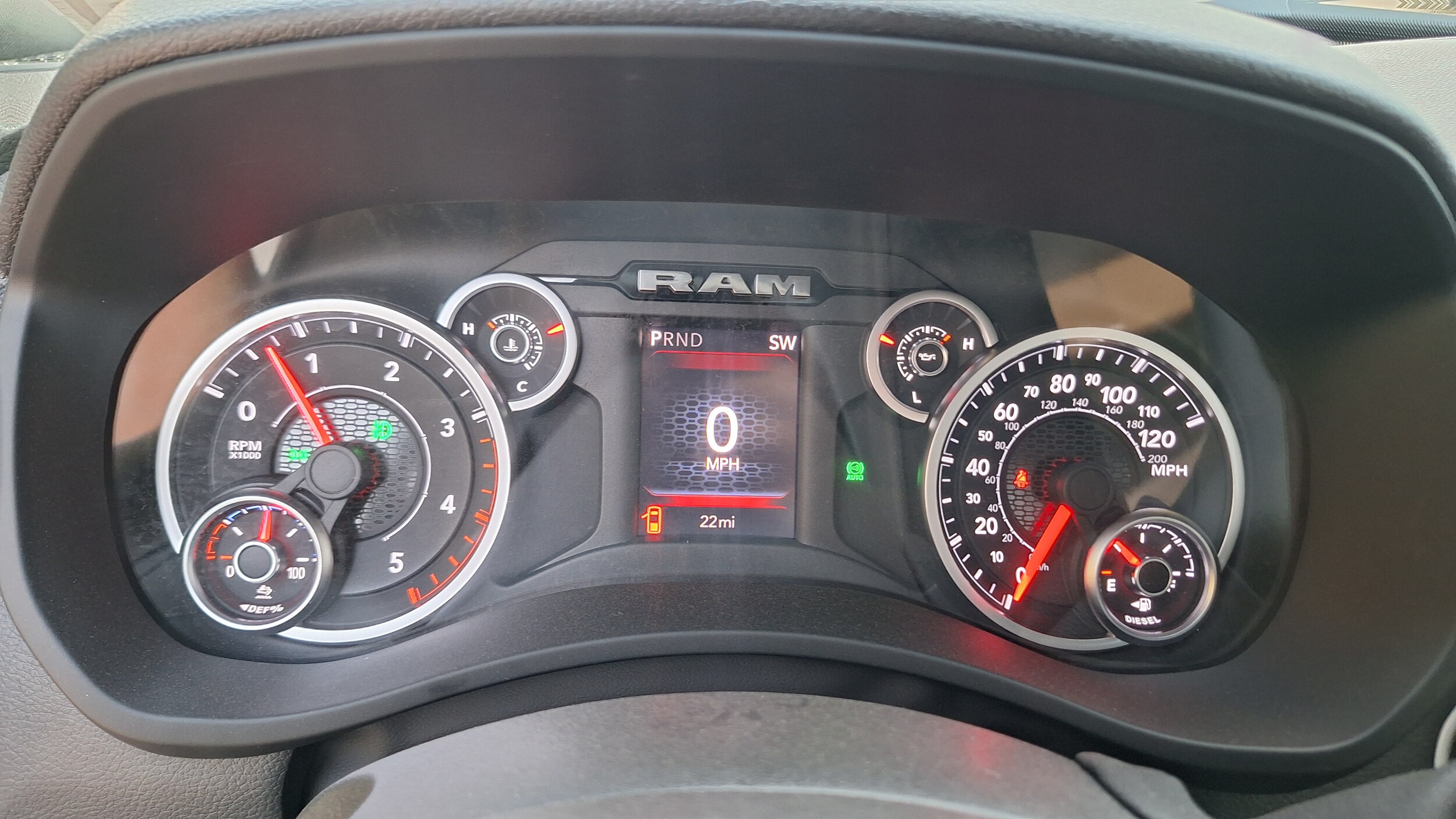 2026 RAM 3500 Chassis Tradesman - Photo 17