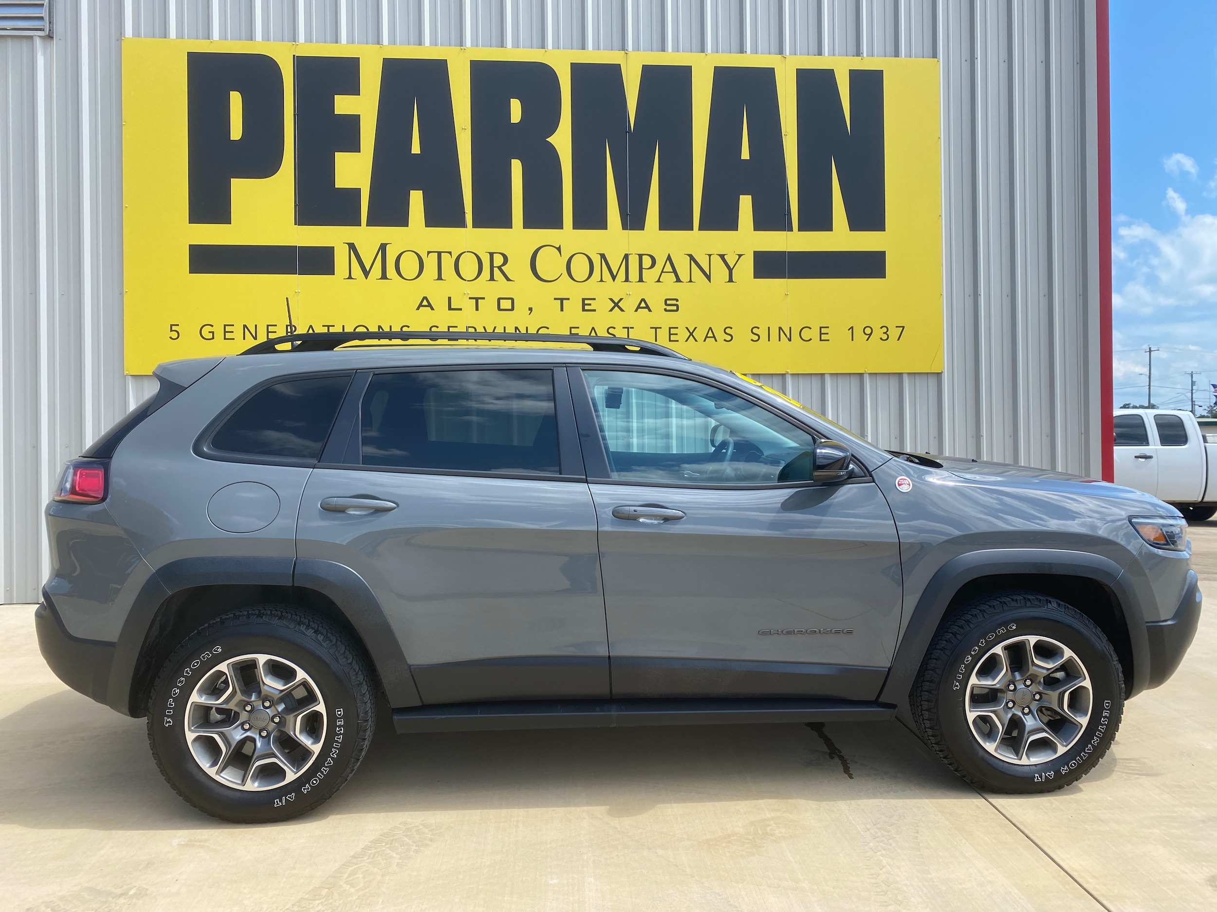 2022 Jeep Cherokee 