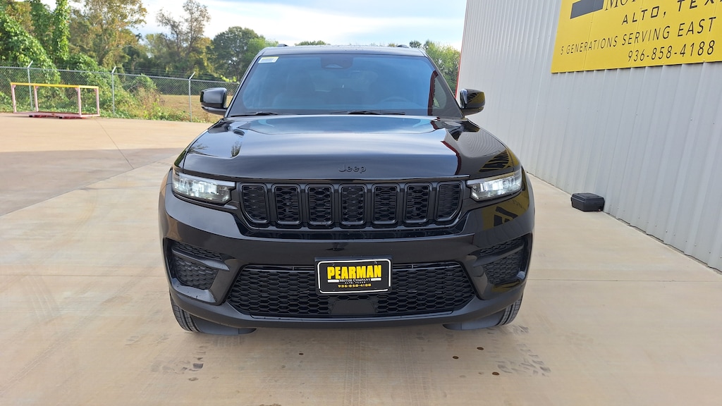 New 2025 Jeep Grand Cherokee ALTITUDE X 4X2 Sport Utility