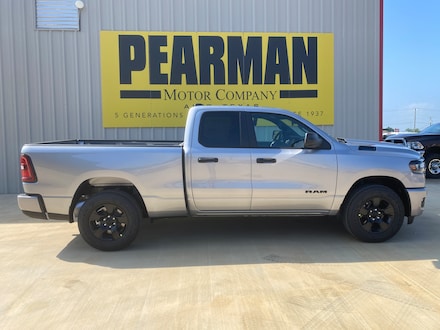 2025 Ram 1500 TRADESMAN QUAD CAB 4X4 6'4 BOX Pickup SN748926