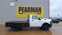 2026 Ram 3500 Chassis Cab TRADESMAN  REGULAR  4X4 60' CA Pickup TG242211