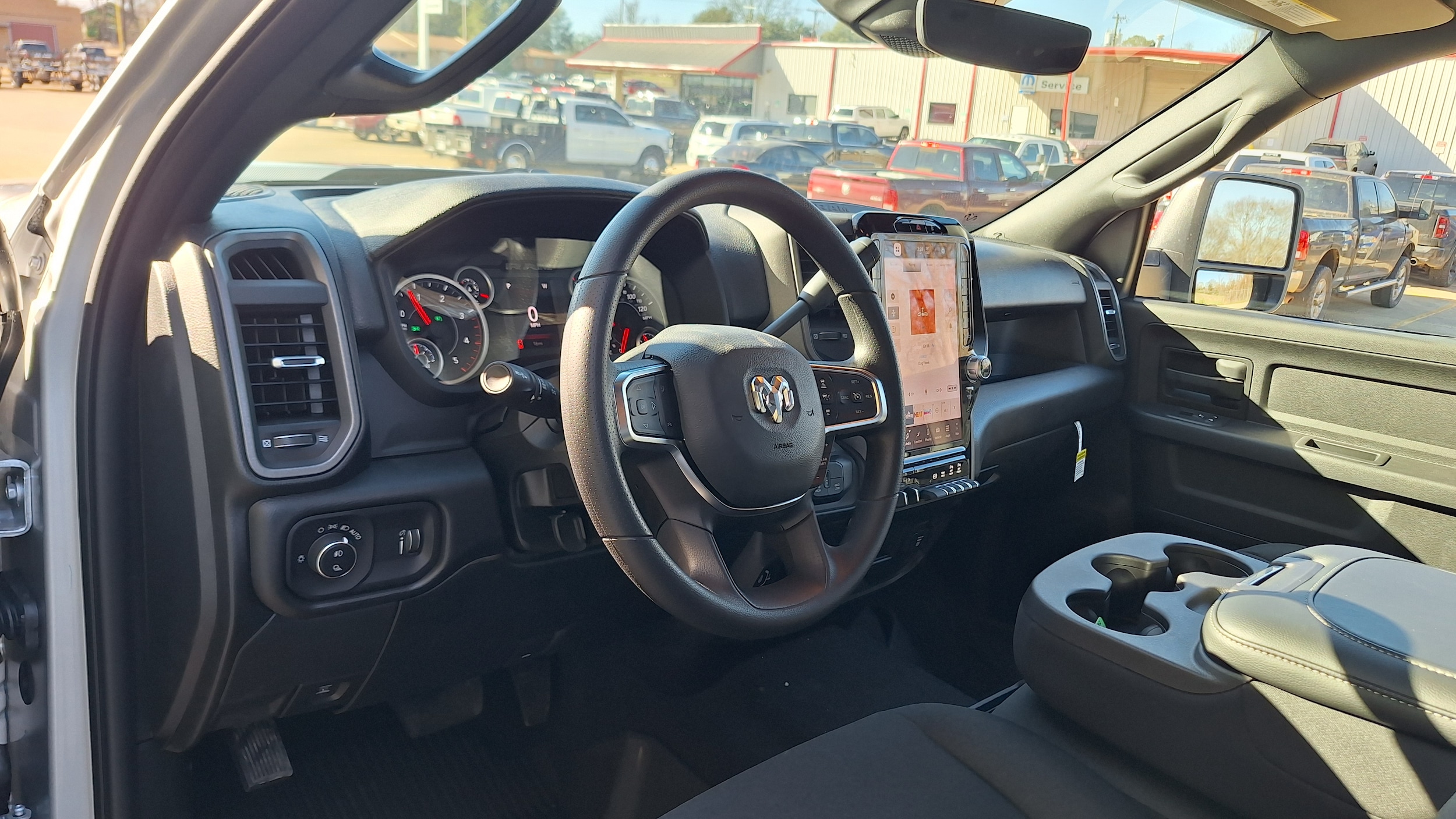 2026 RAM 2500 Tradesman - Photo 13