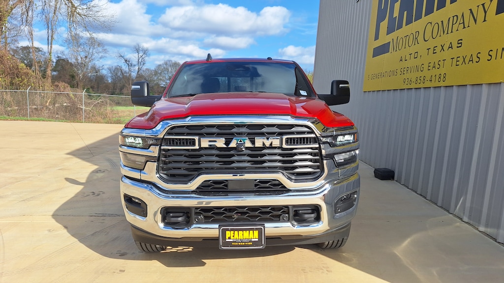 New 2026 Ram 2500 TRADESMAN CREW CAB 4X4 6'4 BOX Pickup