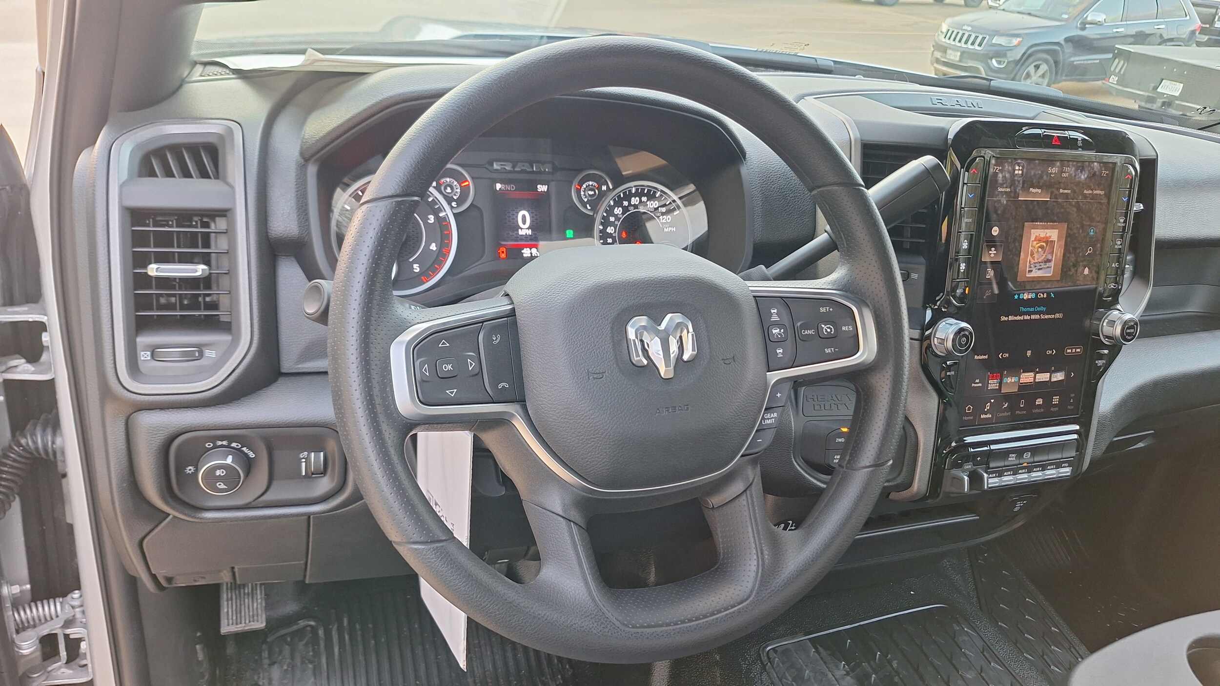 2026 RAM 3500 Chassis Tradesman - Photo 16
