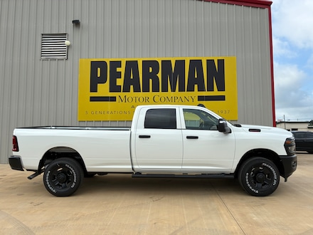 2026 Ram 2500 TRADESMAN CREW CAB 4X4 Pickup TG355029