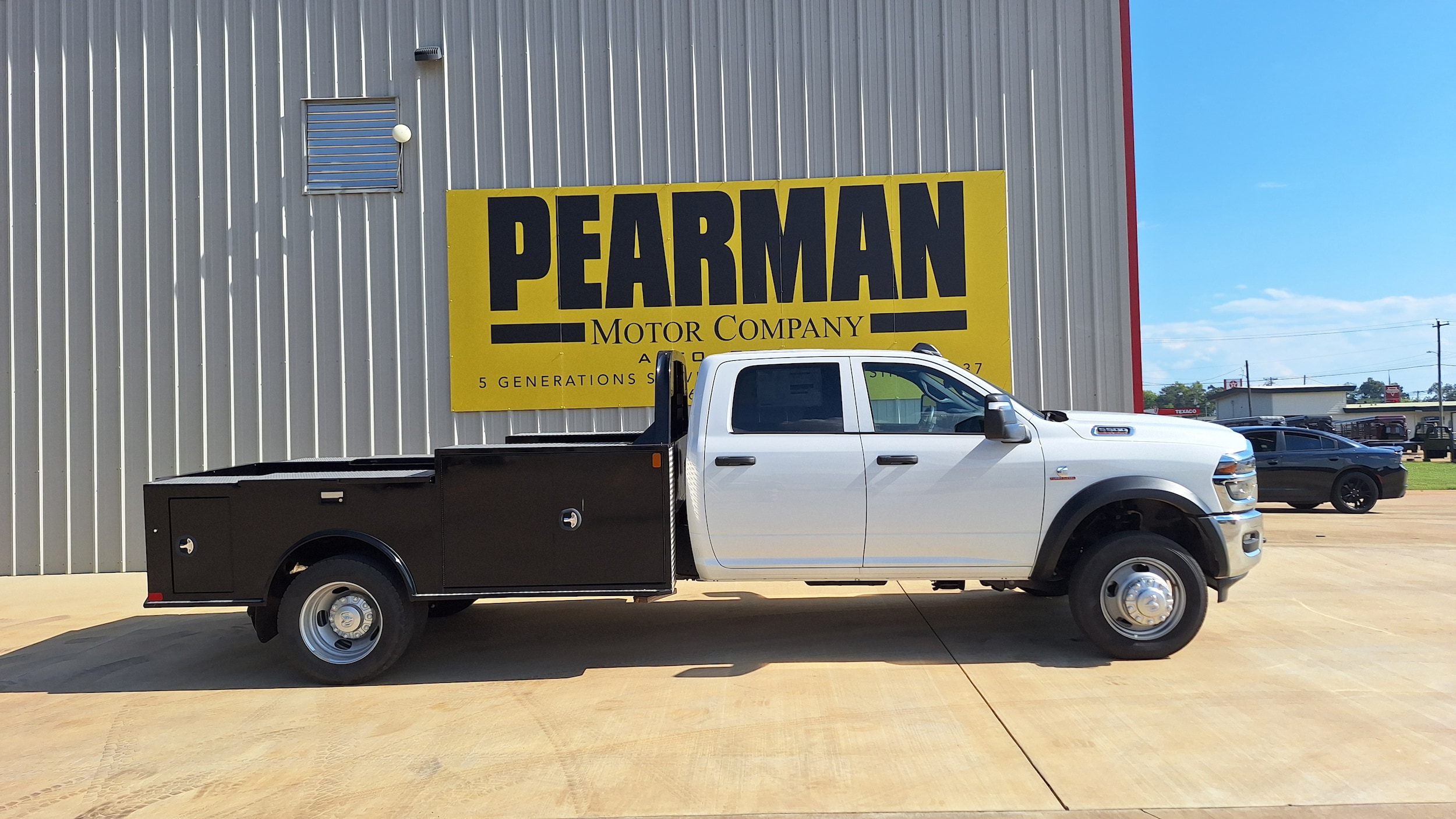 2025 Ram 5500 Chassis Cab Pickup 
