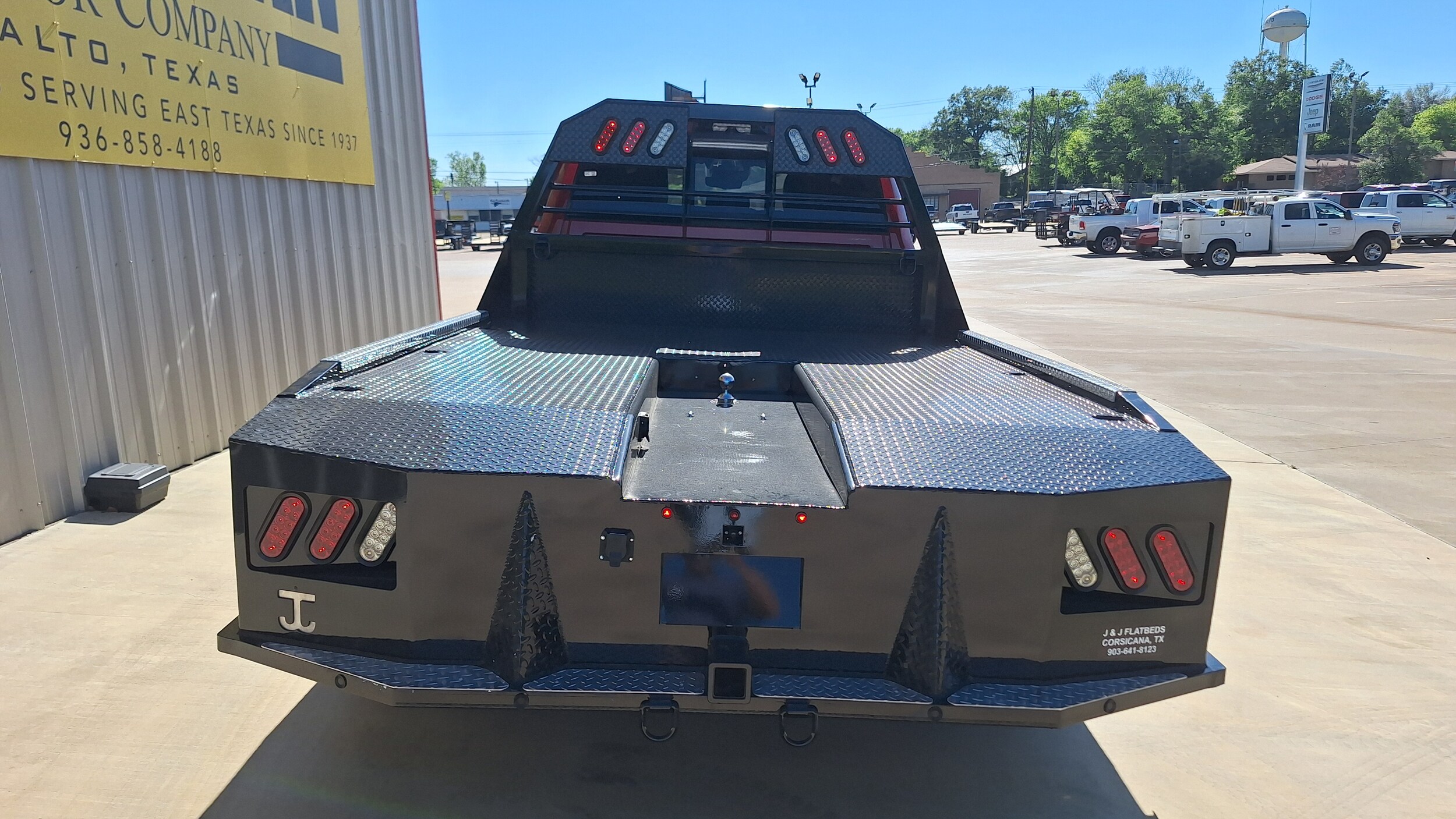 2026 RAM 3500 Chassis Big Horn - Photo 11