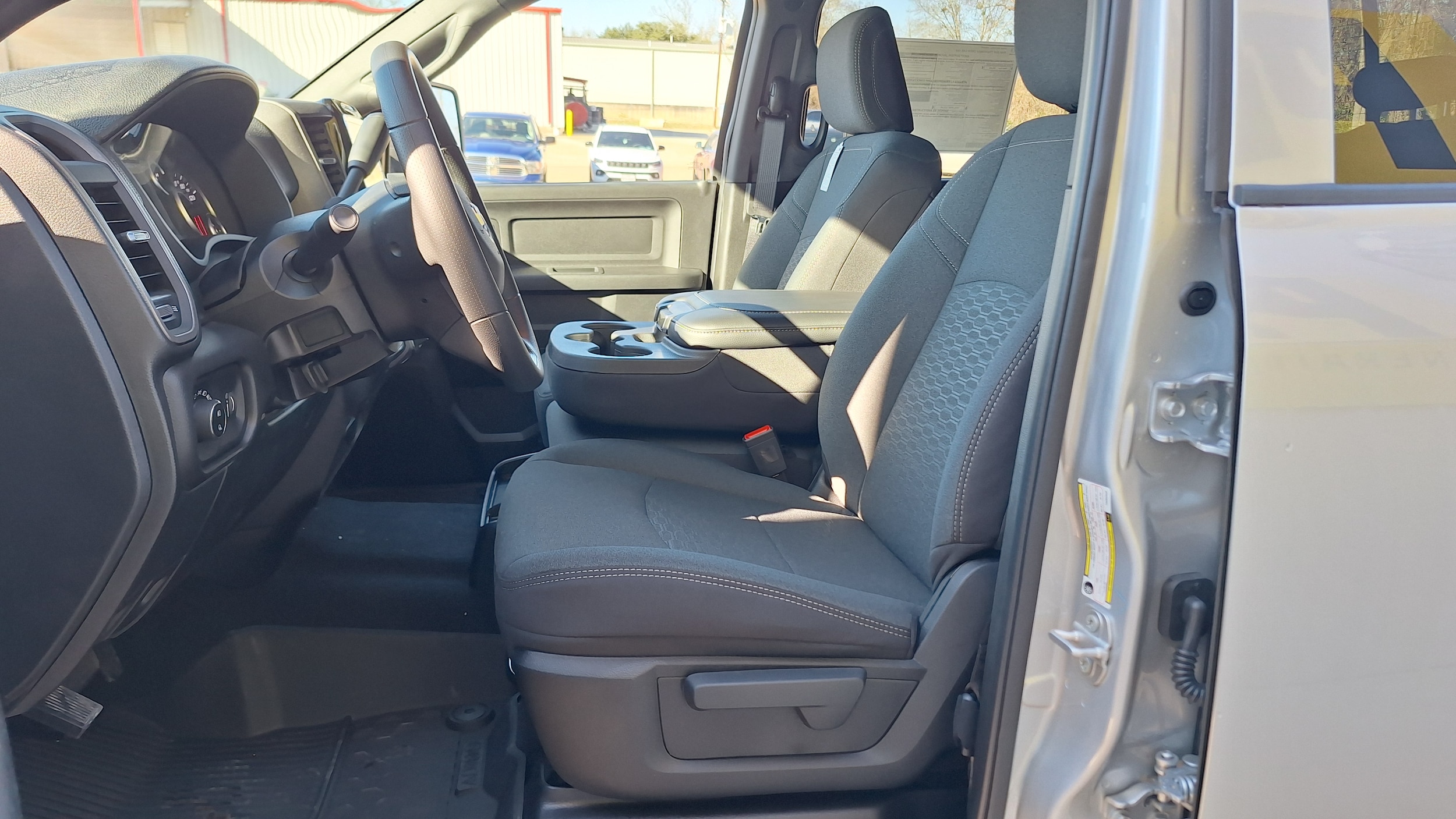 2026 RAM 2500 Tradesman - Photo 12