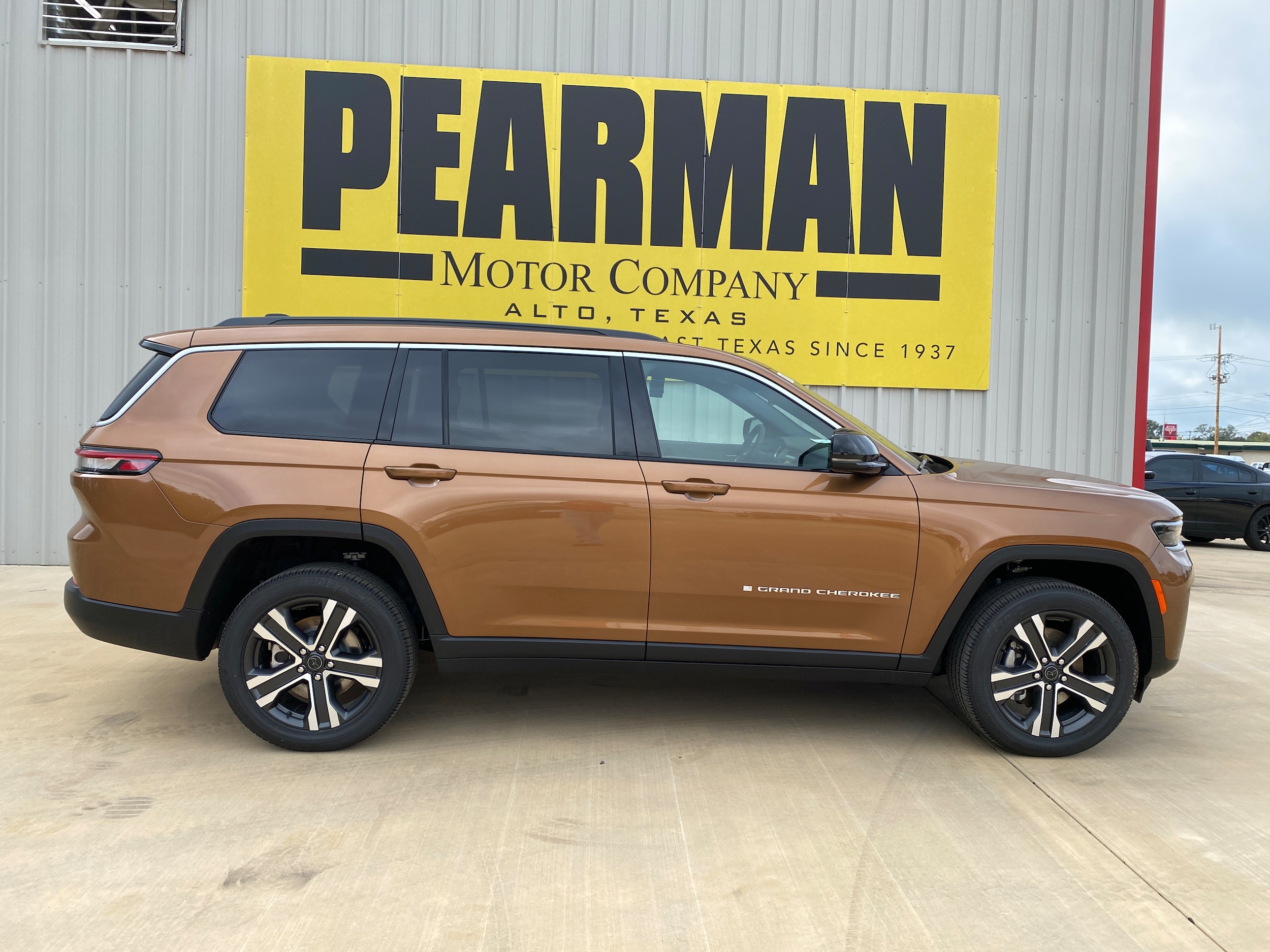 2027 Jeep Grand Cherokee L
