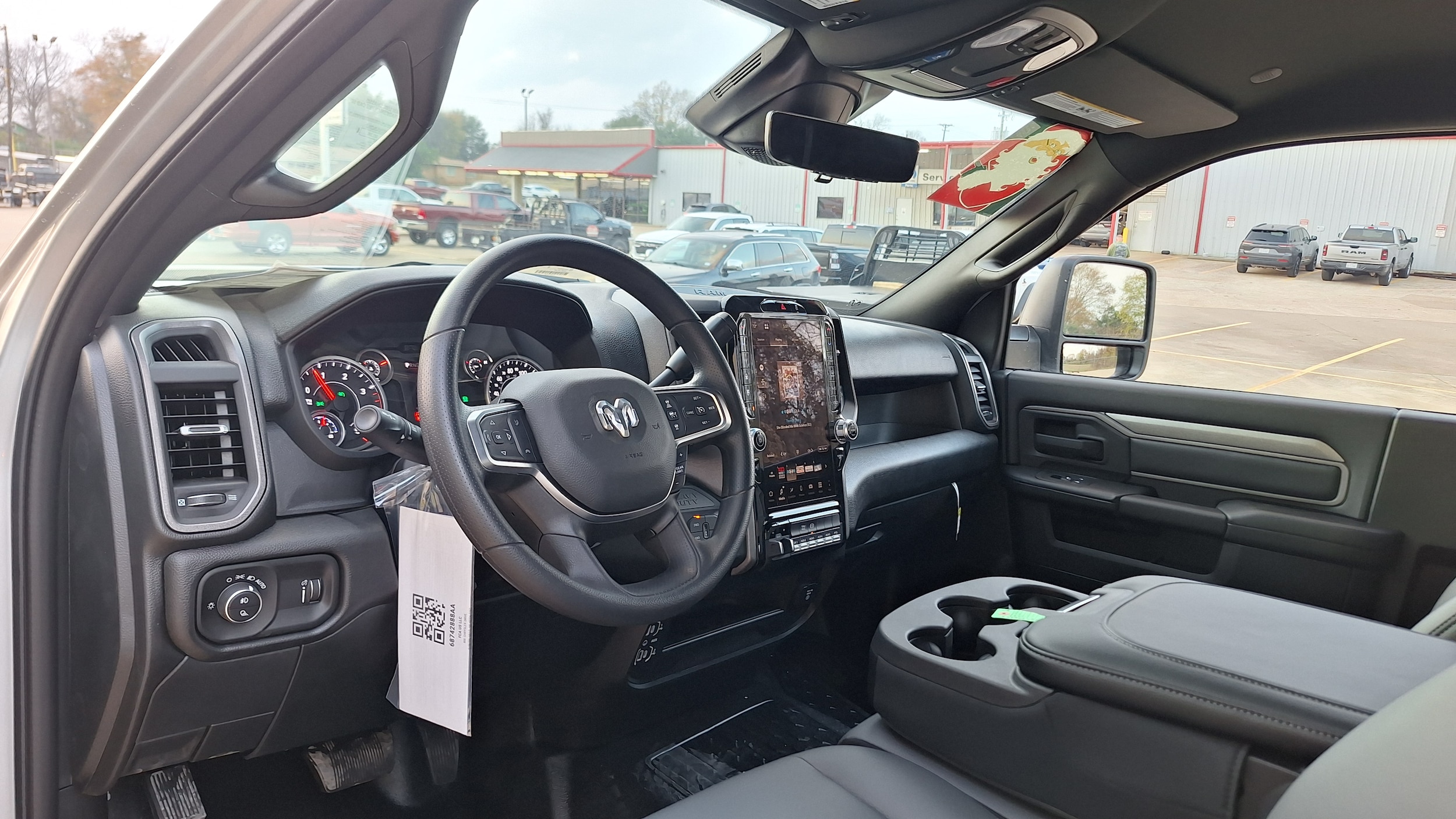 2026 RAM 3500 Chassis Tradesman - Photo 15