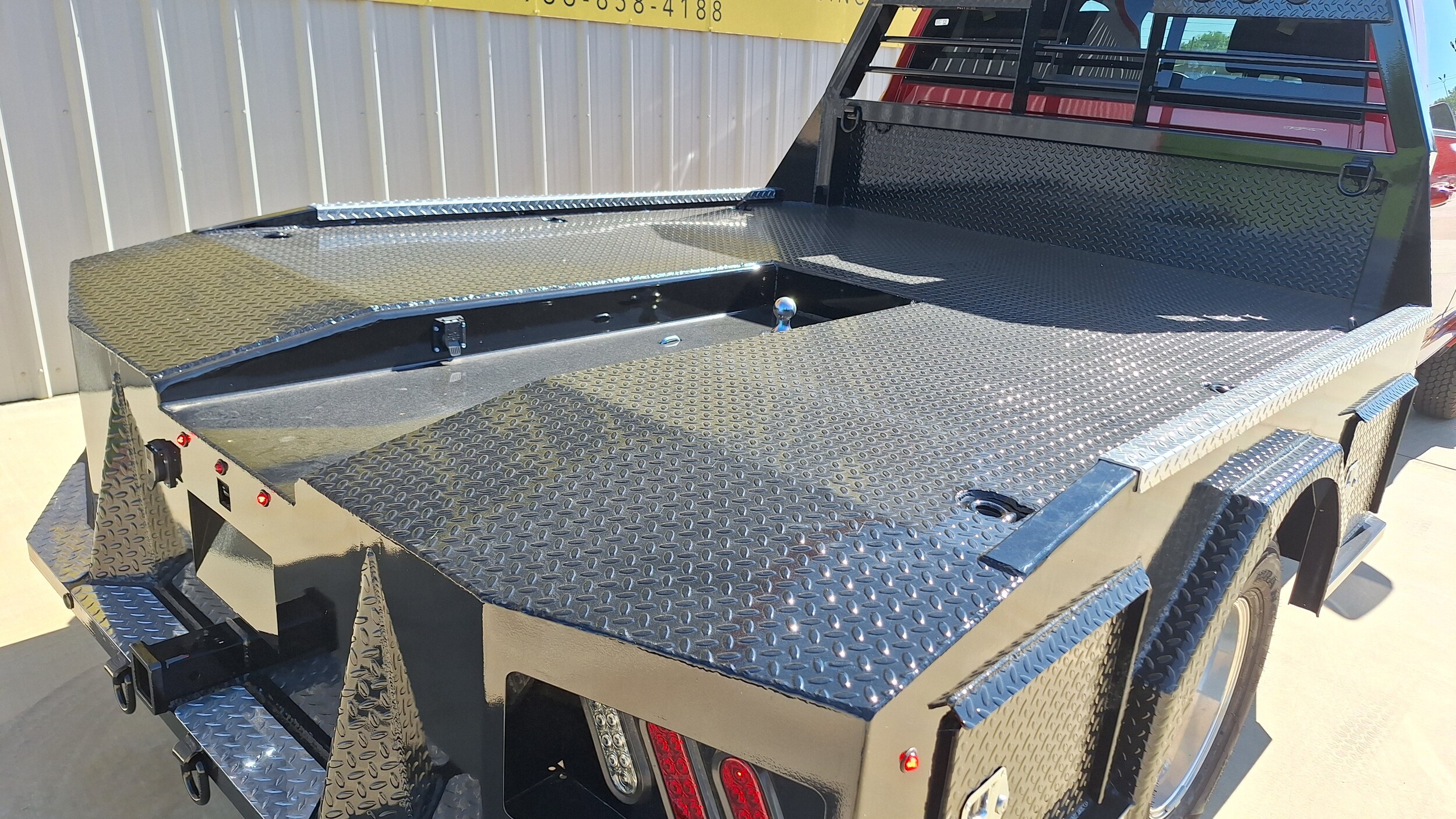 2026 RAM 3500 Chassis Big Horn - Photo 9