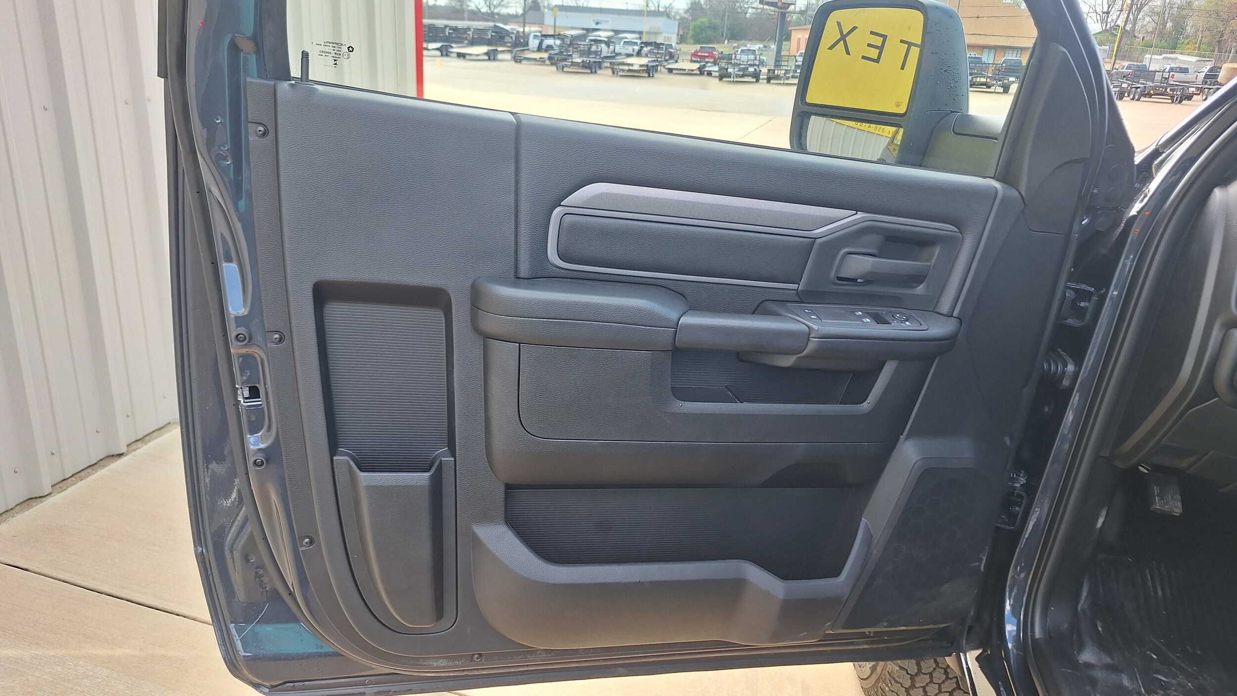 2026 RAM 3500 Chassis Tradesman - Photo 14