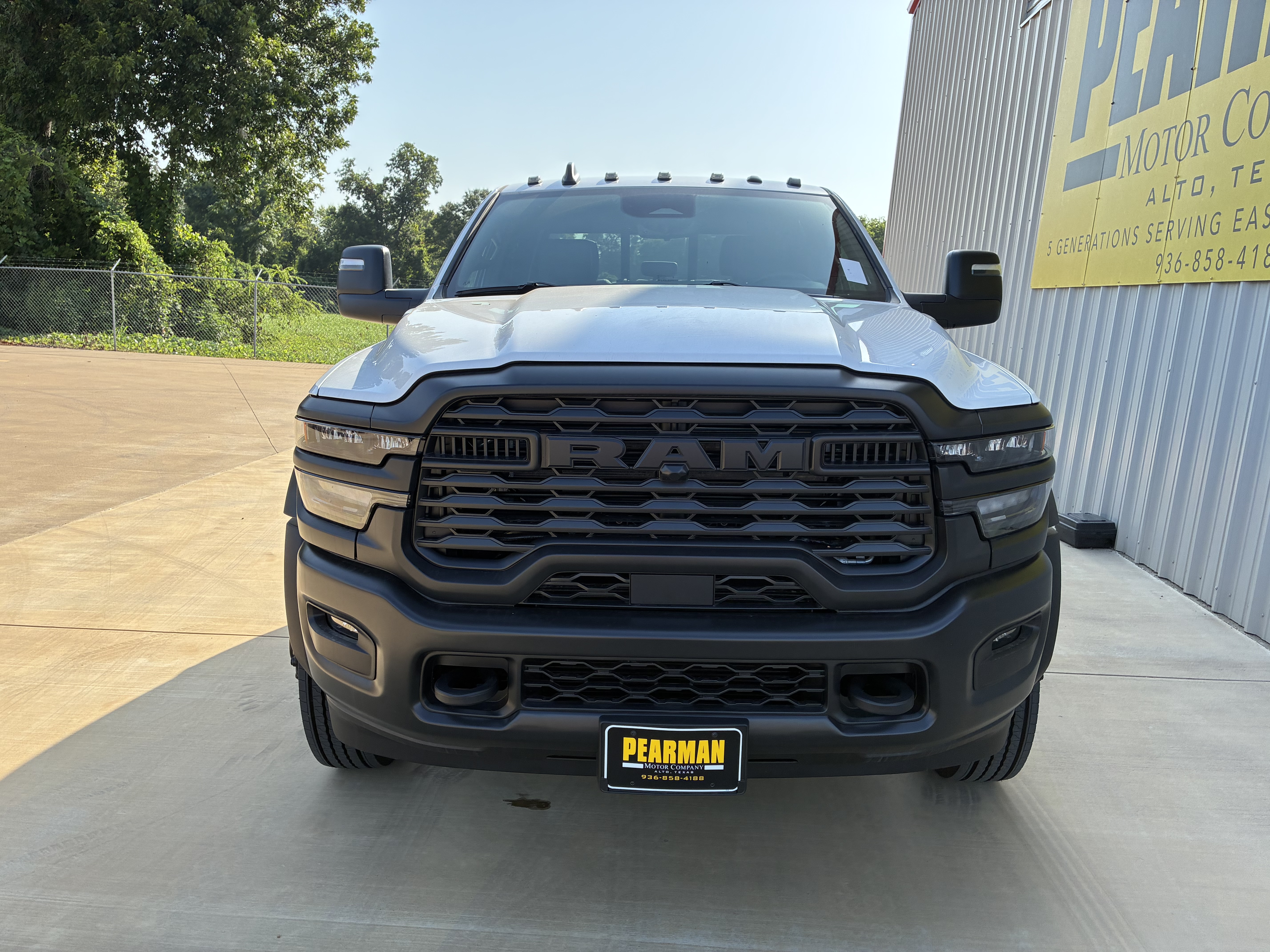 New 2026 Ram 5500 Chassis Cab TRADESMAN CREW 4X4 60' CA Pickup