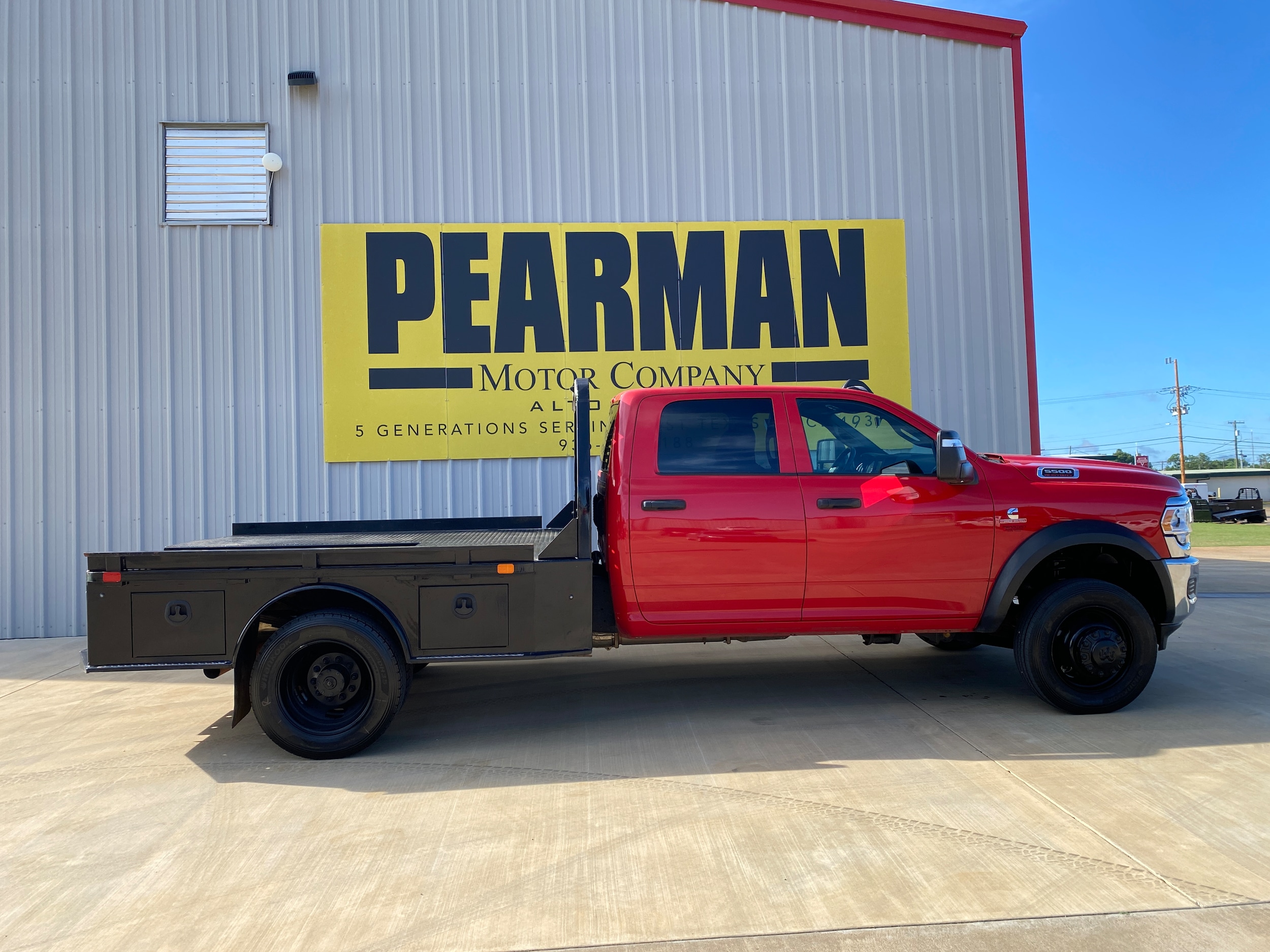 2024 RAM 5500 Tradesman 4X4 Crew Cab DRW 173" WB's photo