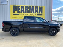 2026 Ram 1500 LARAMIE CREW CAB 4X4 5'7 BOX Pickup TN237661