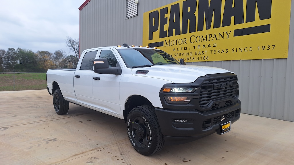 New 2026 Ram 3500 TRADESMAN CREW CAB 4X4 8' BOX Pickup
