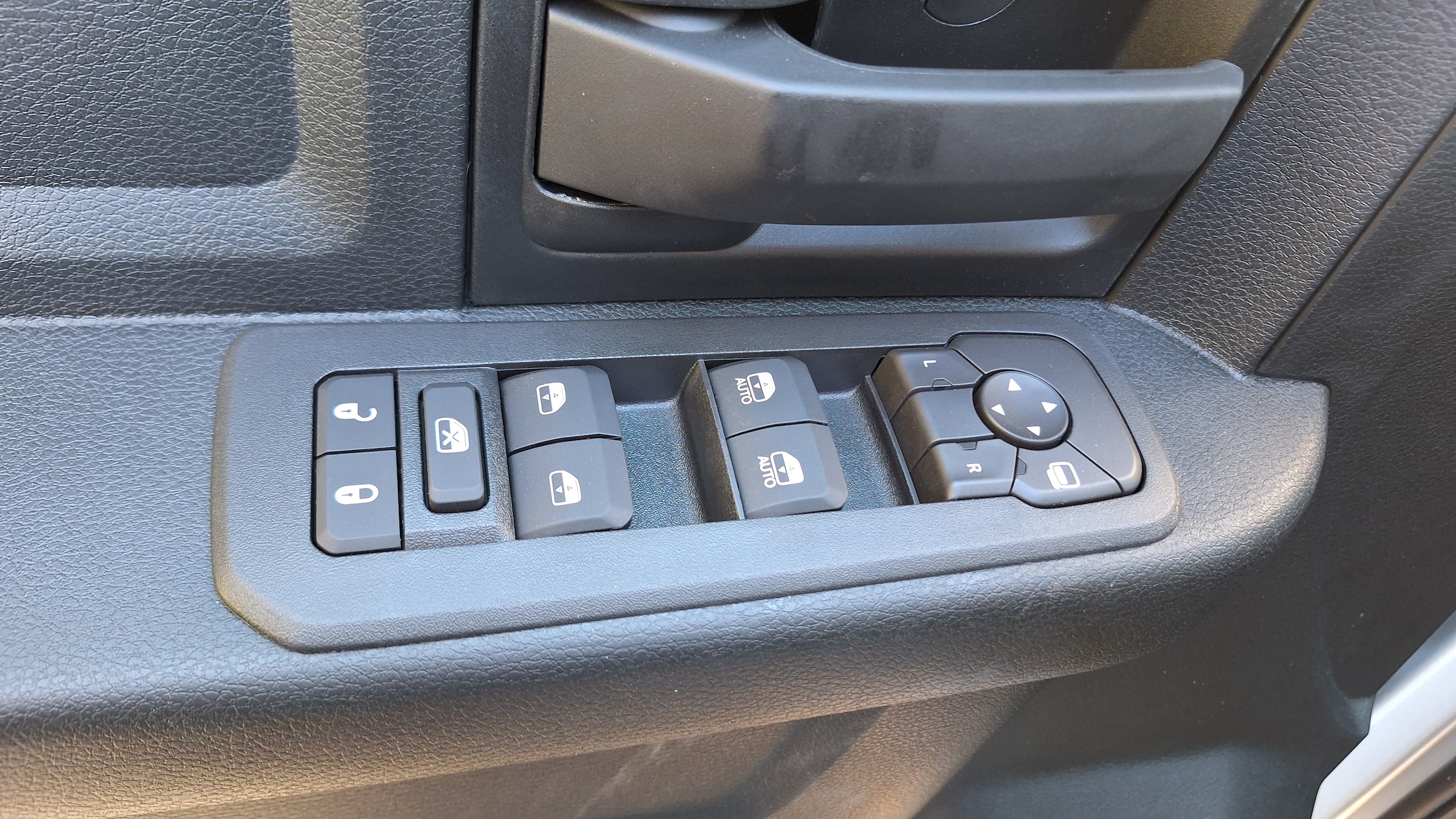 2026 RAM 2500 Tradesman - Photo 11