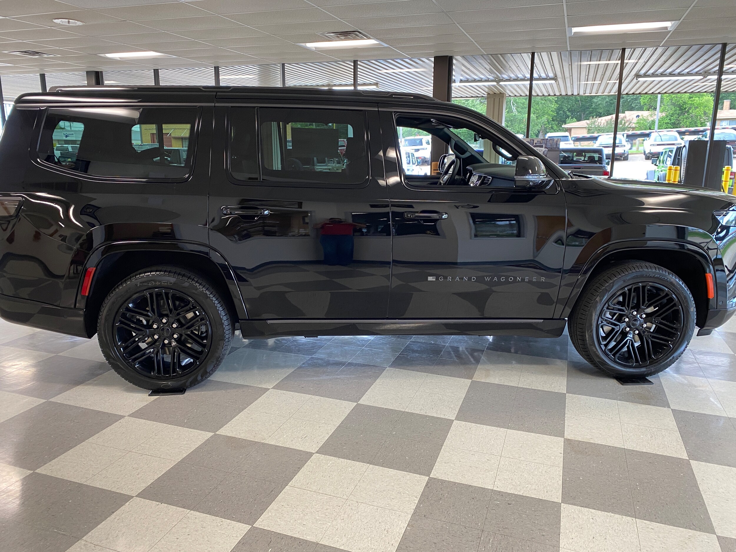 2026 Jeep Grand Wagoneer Sport Utility 