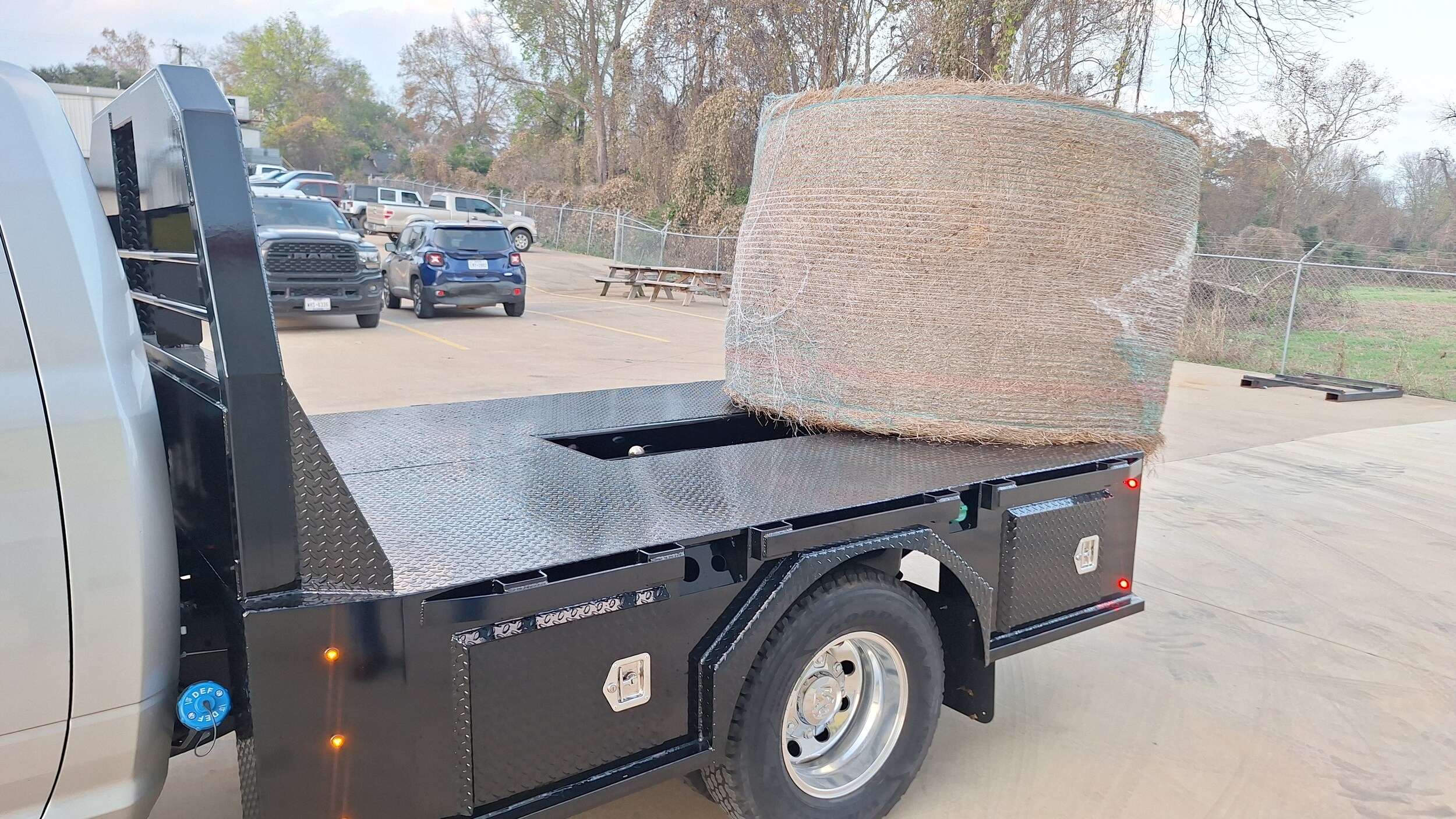 2026 RAM 3500 Chassis Tradesman - Photo 11