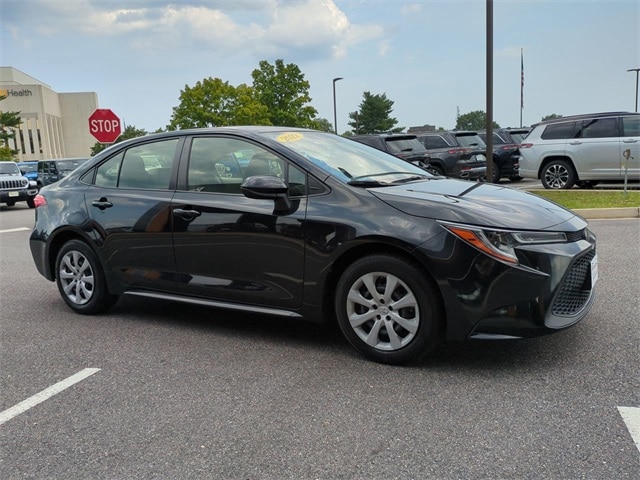 Used 2022 Toyota Corolla LE with VIN JTDEPMAEXNJ199465 for sale in Richmond, VA