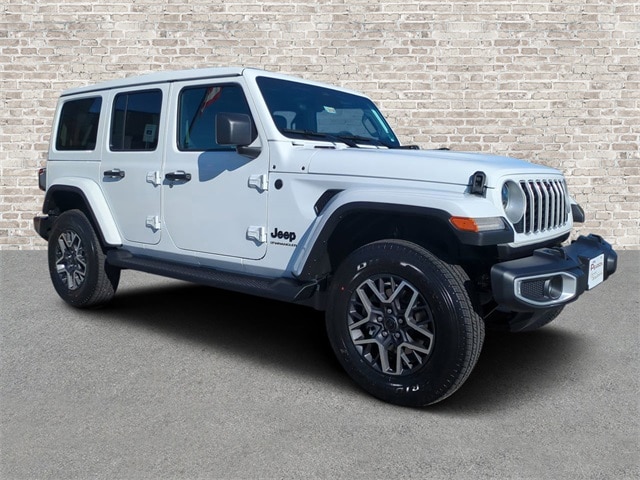 2026 Jeep Wrangler 4-Door Sahara's photo