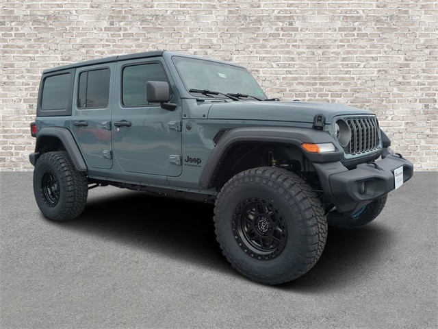 2026 Jeep Wrangler 4-Door Sport's photo