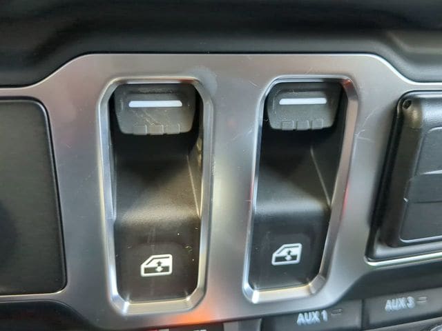 2026 Jeep Wrangler 2-Door Rubicon - Photo 19
