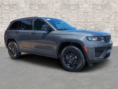 2026 Jeep Grand Cherokee Laredo Sport Utility