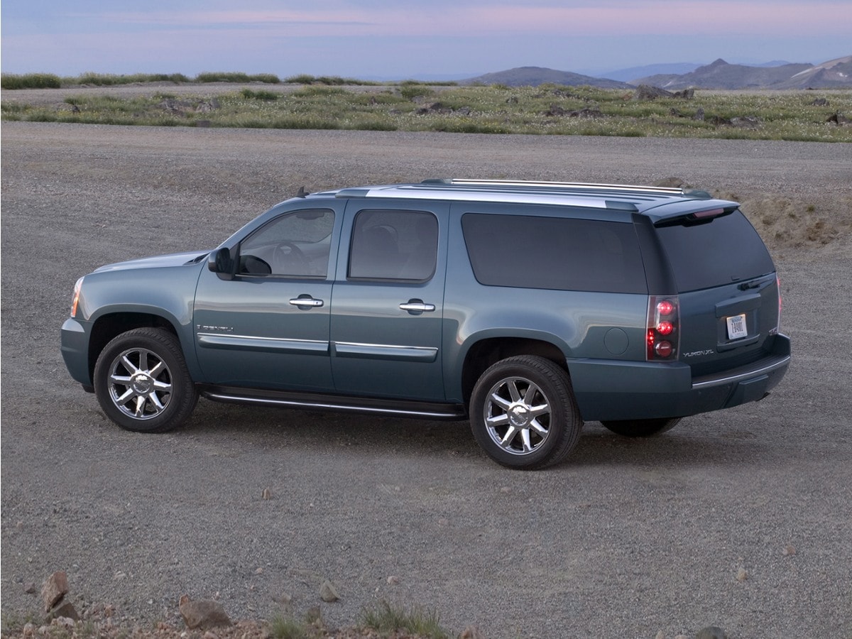 2009 GMC Yukon 4WD 1/2 Ton SLT1 (4SA)'s photo