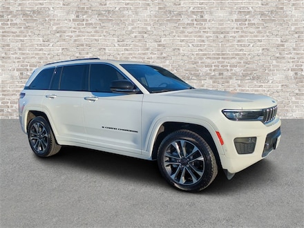 2022 Jeep Grand Cherokee Overland SUV