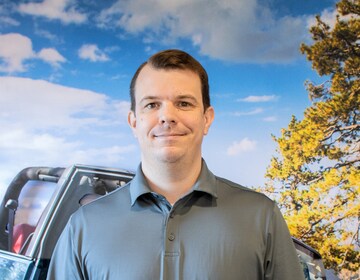 Staff member Brandon Fleetwood from ID_e6f504bd8377