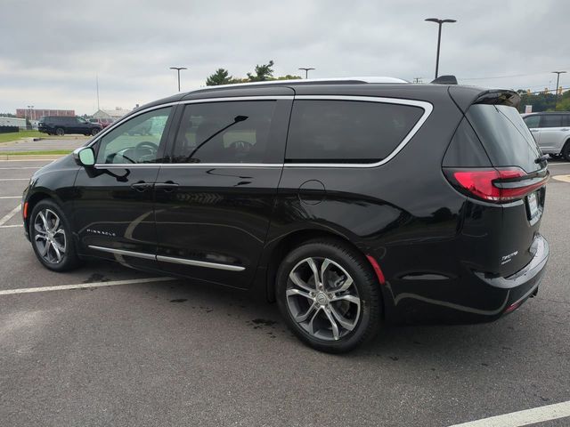 2026 Chrysler Pacifica Pinnacle - Photo 6
