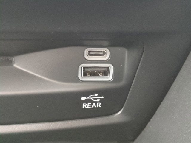 2026 Chrysler Pacifica Pinnacle - Photo 23