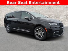 2026 Chrysler Pacifica Pinnacle Passenger Van