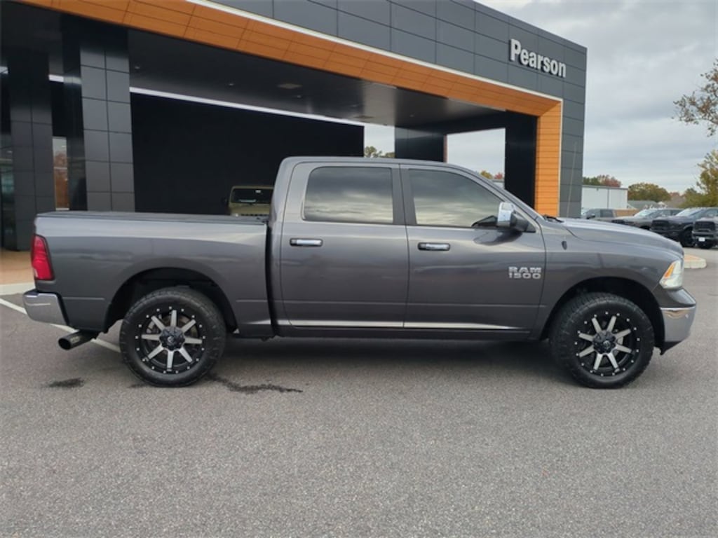 Used 2017 Ram 1500 SLT Truck Crew Cab