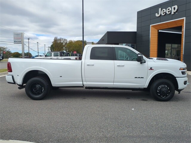 2026 Ram 3500 Limited photo 2
