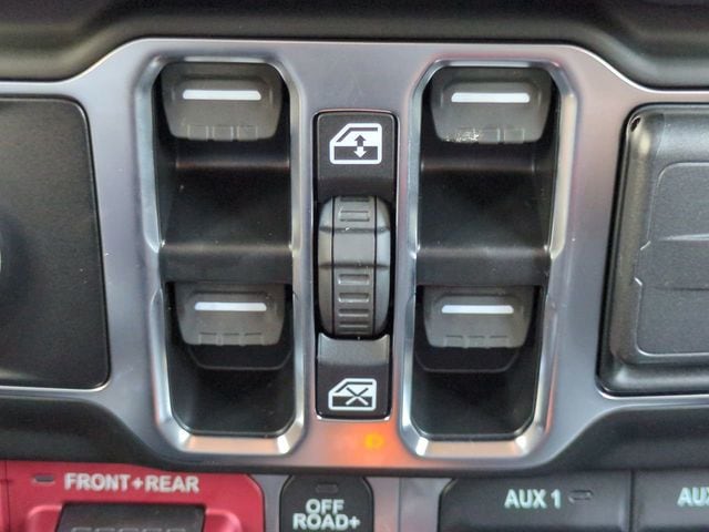 2025 Jeep Wrangler 4-Door Rubicon 392 Final Edition - Photo 24
