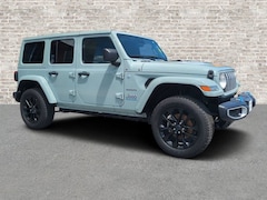 2024 Jeep Wrangler 4xe Sahara SUV