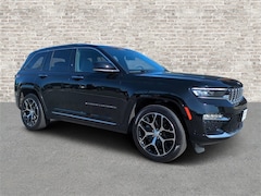 2022 Jeep Grand Cherokee Summit SUV