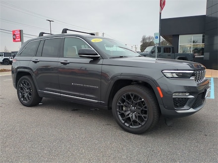 2022 Jeep Grand Cherokee Summit SUV