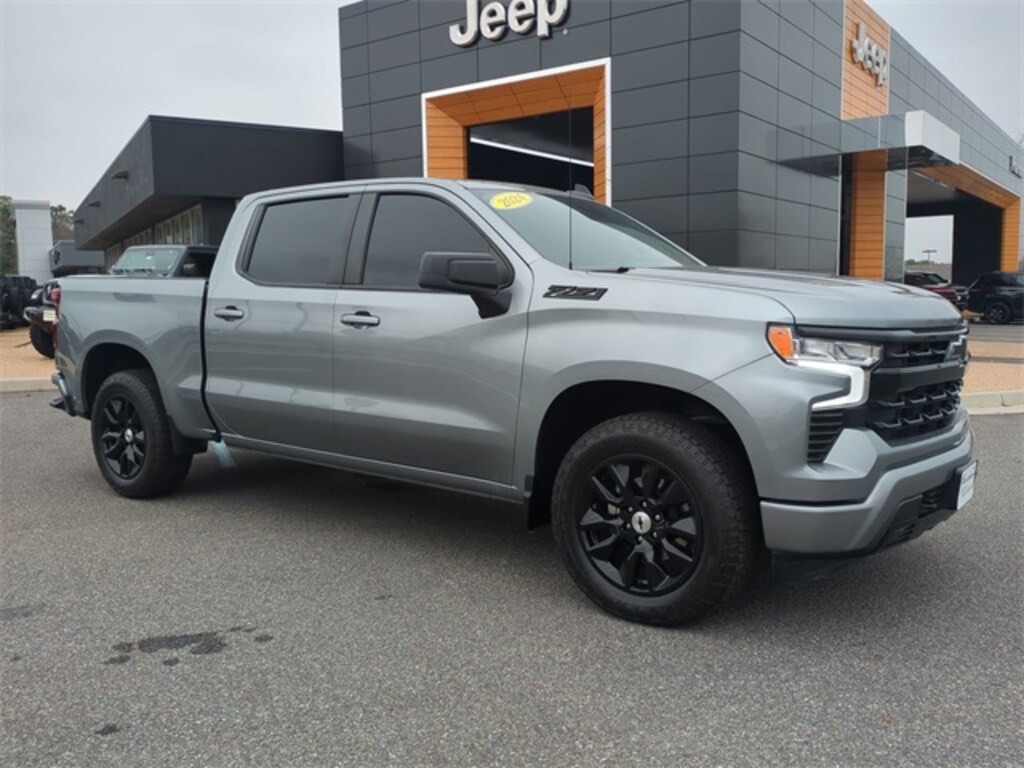 Used 2024 Chevrolet Silverado 1500 RST Truck Crew Cab