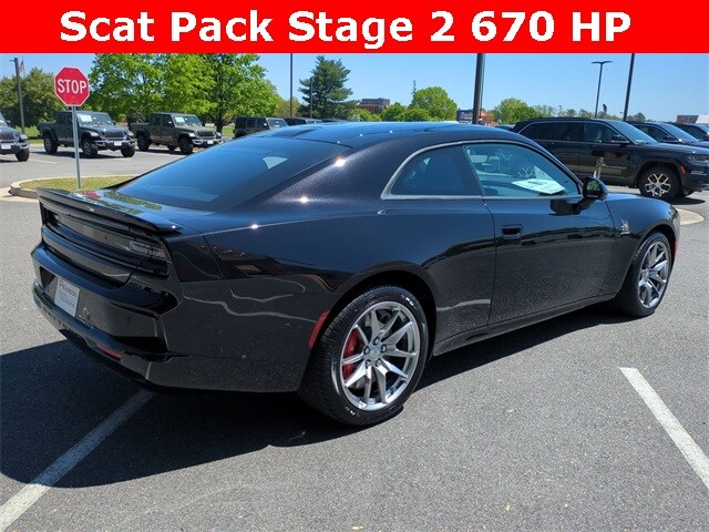 2025 Dodge Charger Daytona Scat Pack photo 4