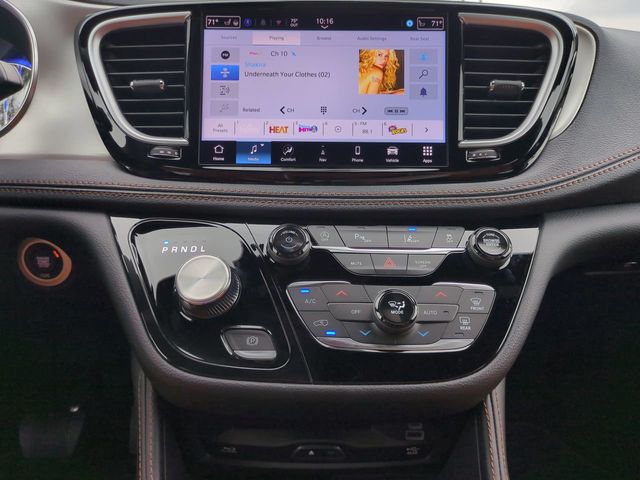 2026 Chrysler Pacifica Pinnacle - Photo 19