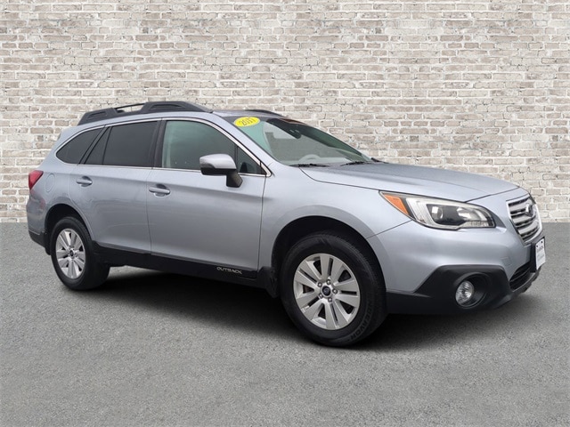 2017 Subaru Outback Premium's photo