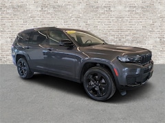 2023 Jeep Grand Cherokee L Laredo SUV