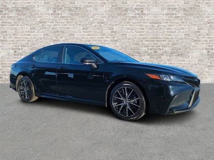 2024 Toyota Camry SE Sedan
